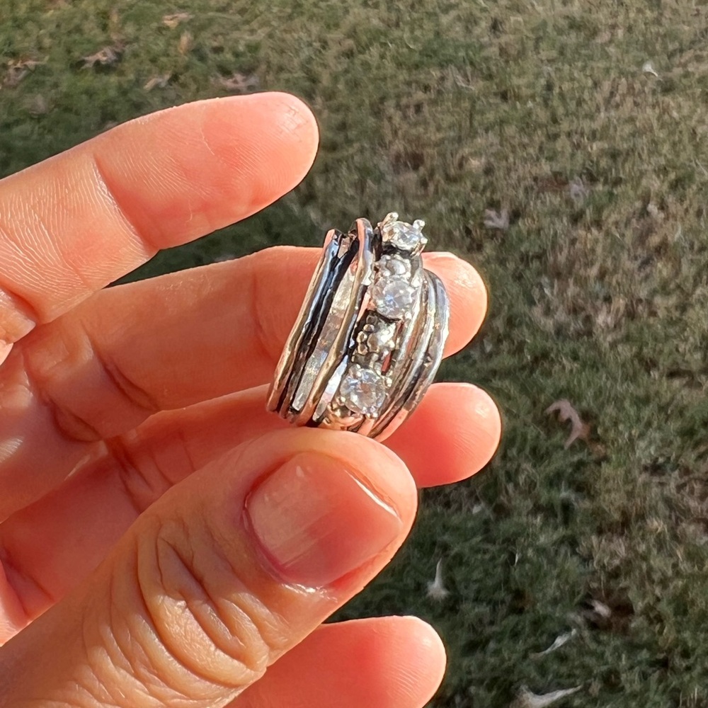 Elegant Sterling Silver Women's Ring